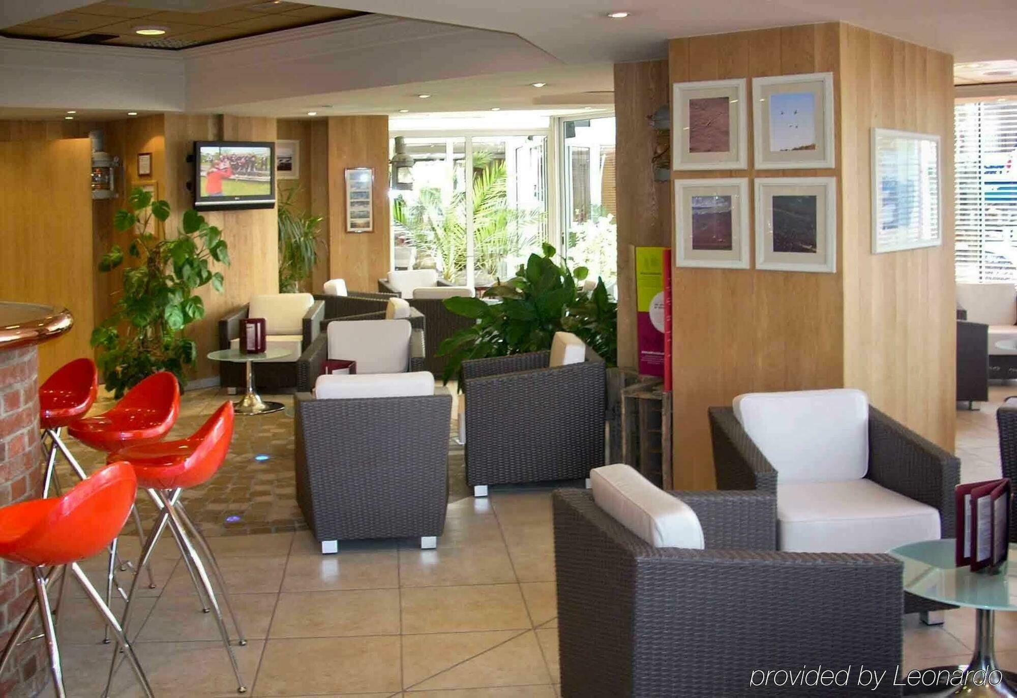 Mercure Abbeville Centre - Porte De La Baie De Somme Kültér fotó